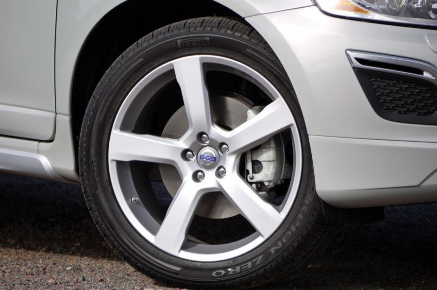  Volvo XC60 R-Design 2012 года  (фото 86 из 90)